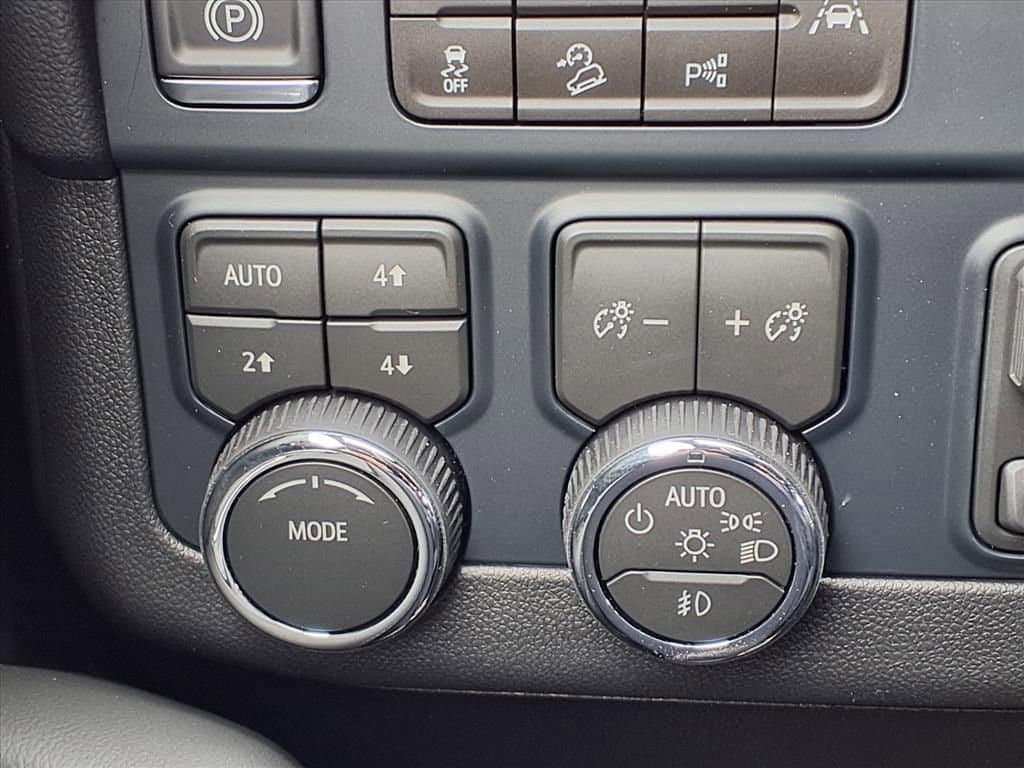 2026 Chevrolet Tahoe - Image 11