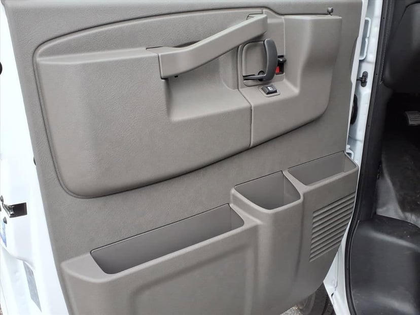 2026 Chevrolet Express Cargo - Image 16