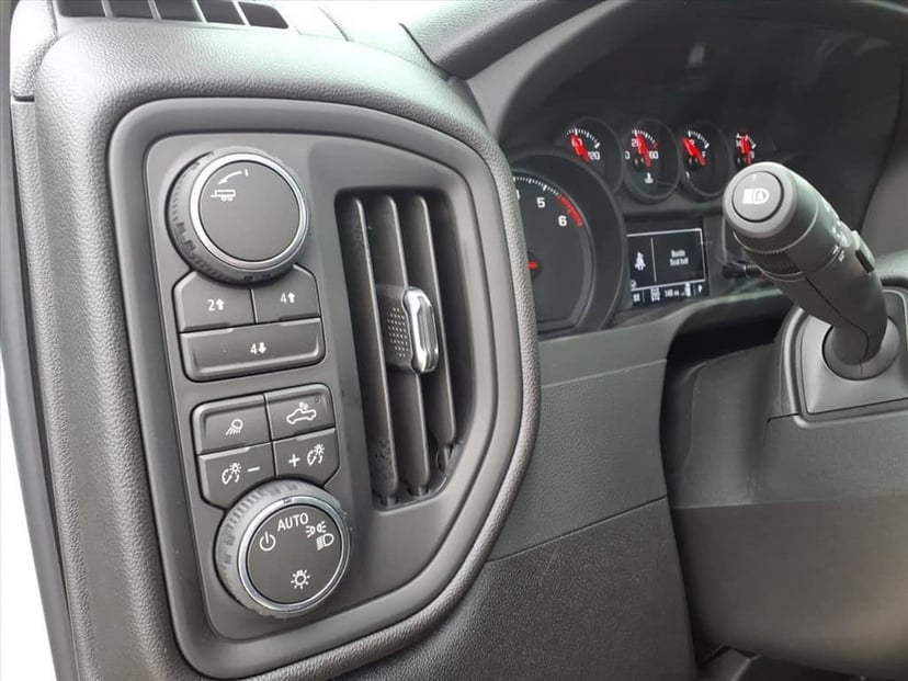2026 Chevrolet Silverado 2500 HD - Image 22