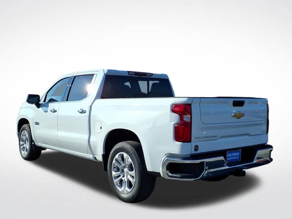 2026 Chevrolet Silverado 1500 - Image 3