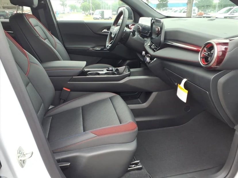 2026 Chevrolet Equinox - Image 23
