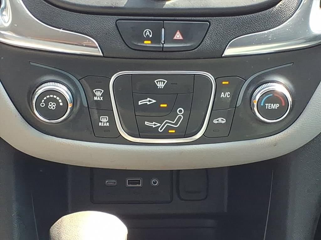 2022 Chevrolet Equinox - Image 21