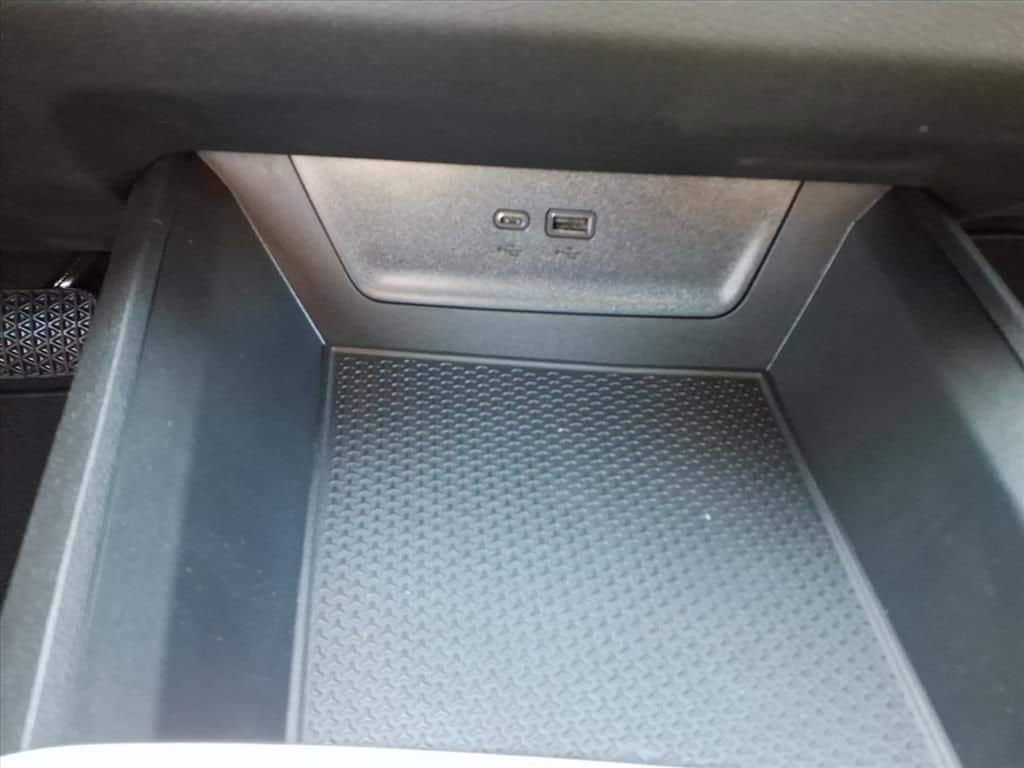 2026 Chevrolet Equinox - Image 19