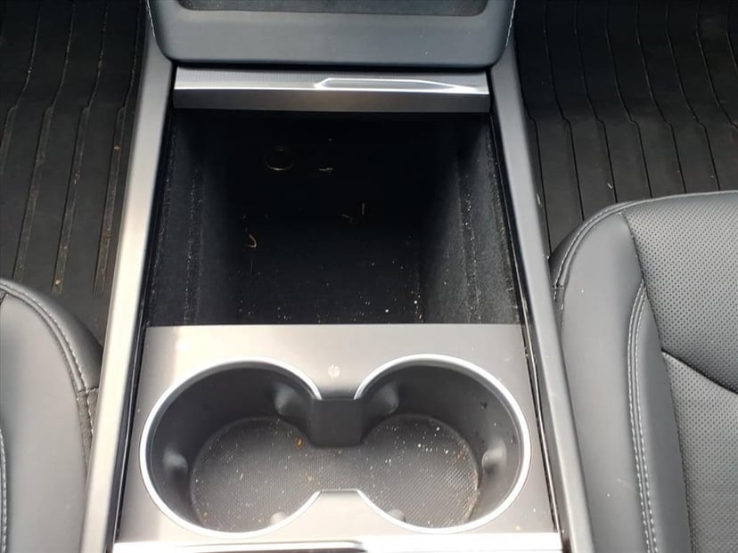 2025 Tesla Model 3 - Image 22