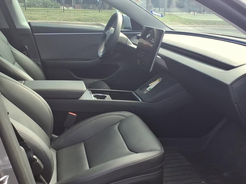 2025 Tesla Model 3 - Image 19