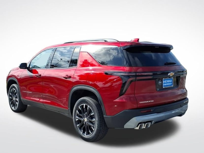 2026 Chevrolet Traverse - Image 4