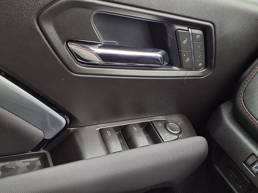 2026 Chevrolet Colorado - Image 20