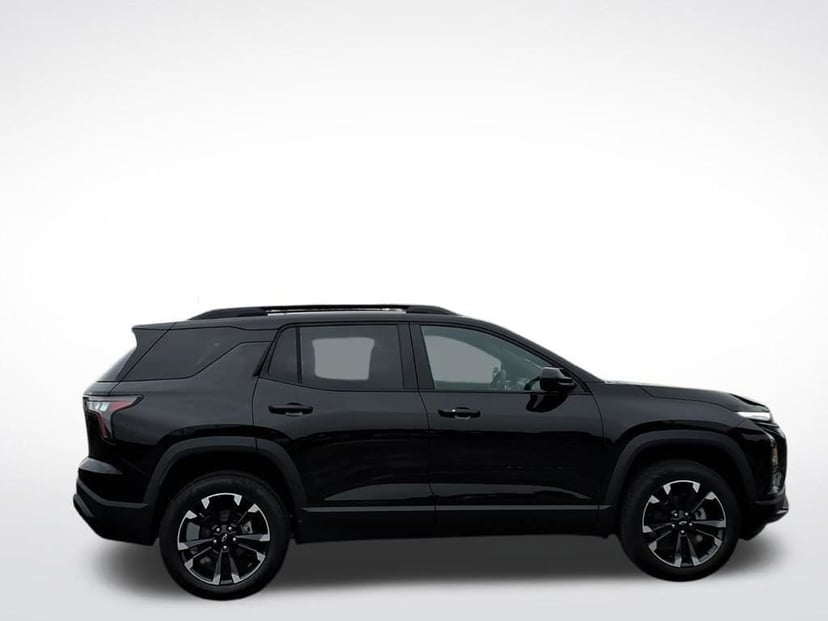 2026 Chevrolet Equinox - Image 3