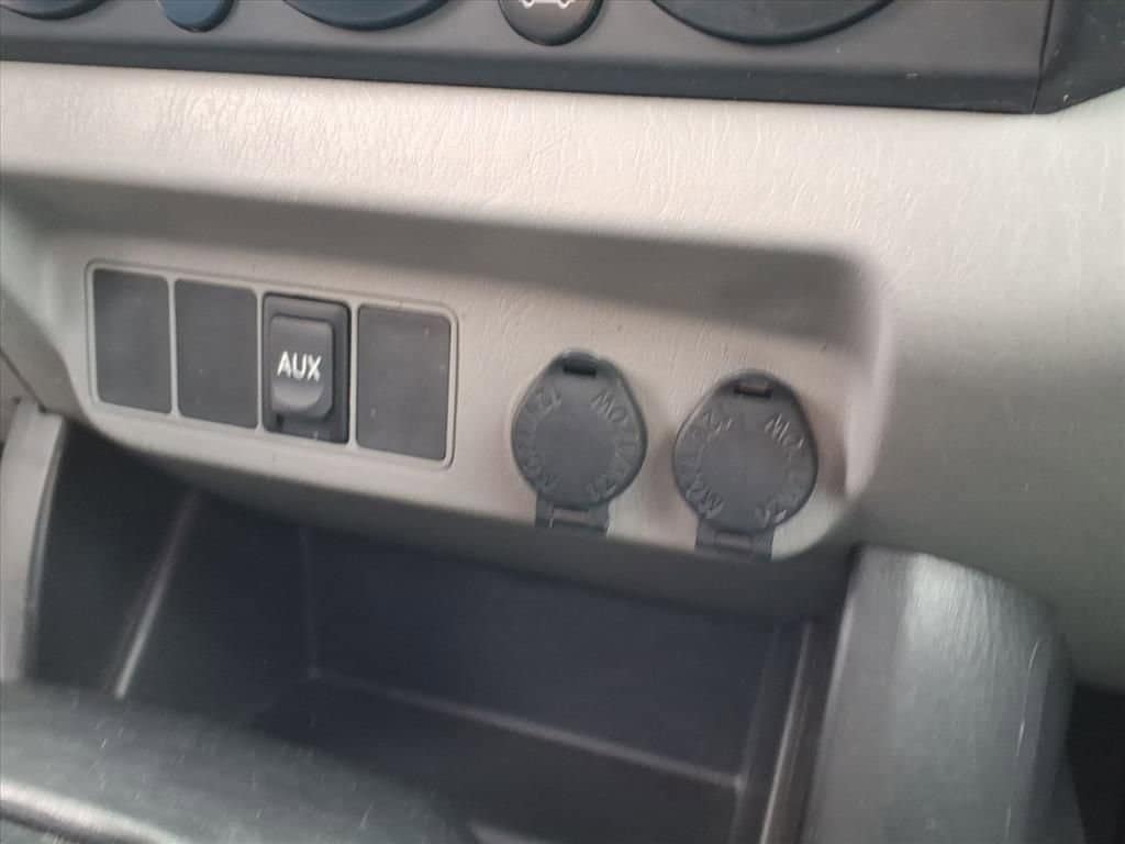 2012 Toyota Tacoma - Image 18