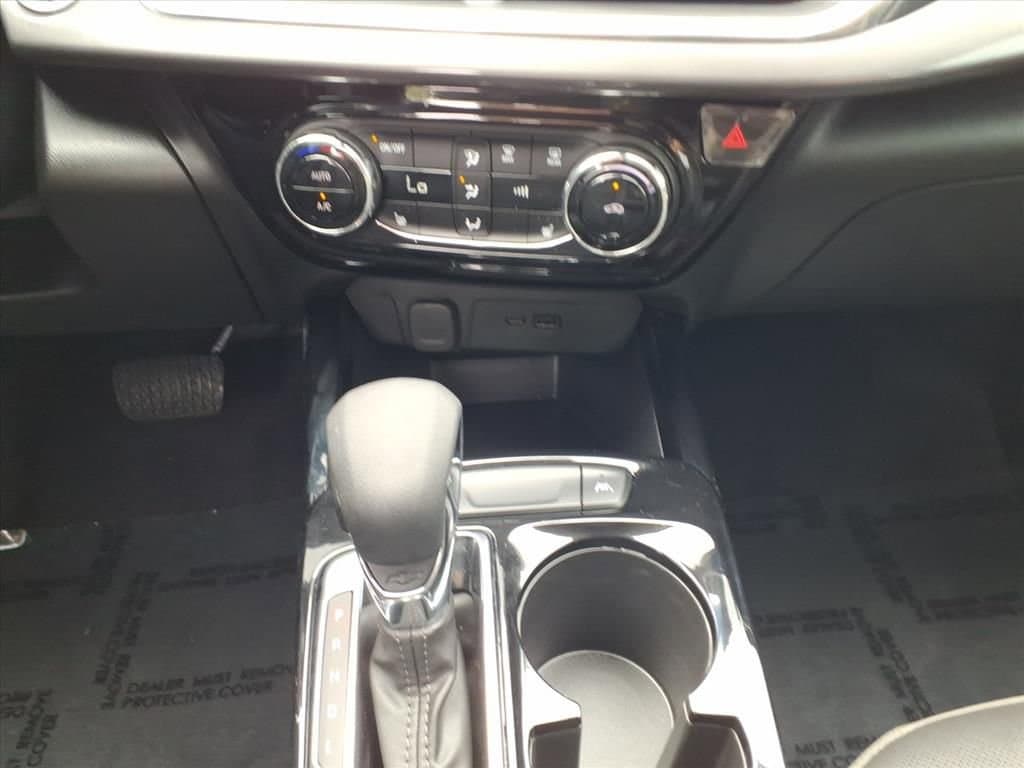2024 Chevrolet Trax - Image 24