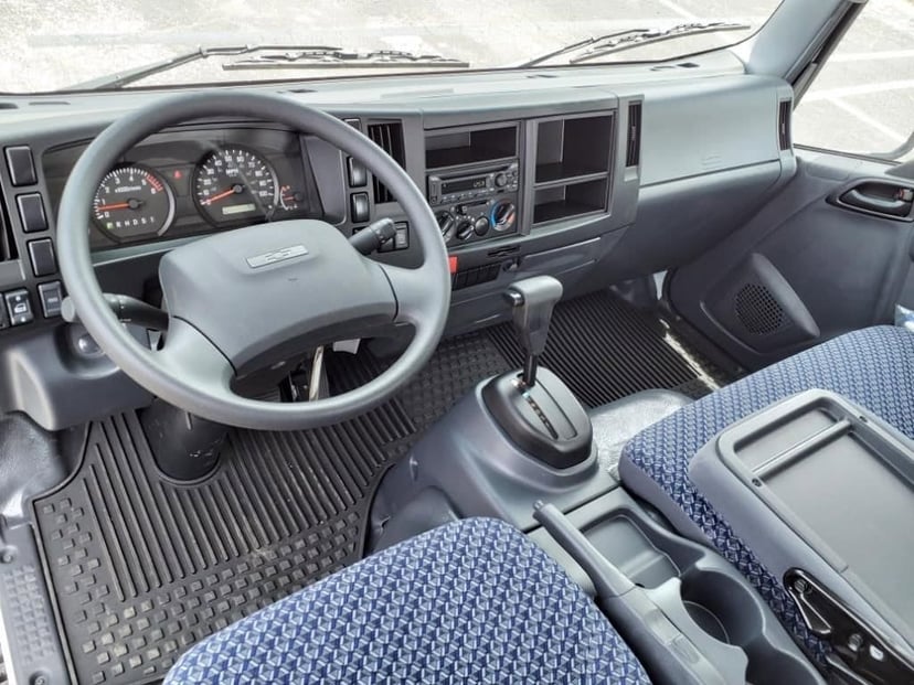 2025 Chevrolet Low Cab Forward 4500 HG - Image 8