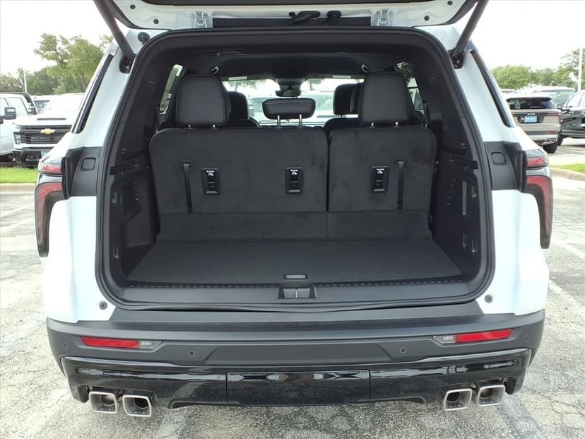2026 Chevrolet Traverse - Image 9