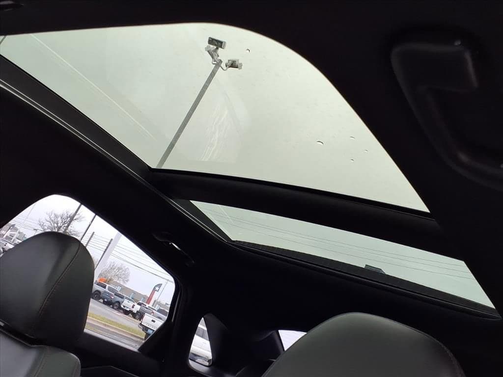 2023 Kia K5 - Image 13