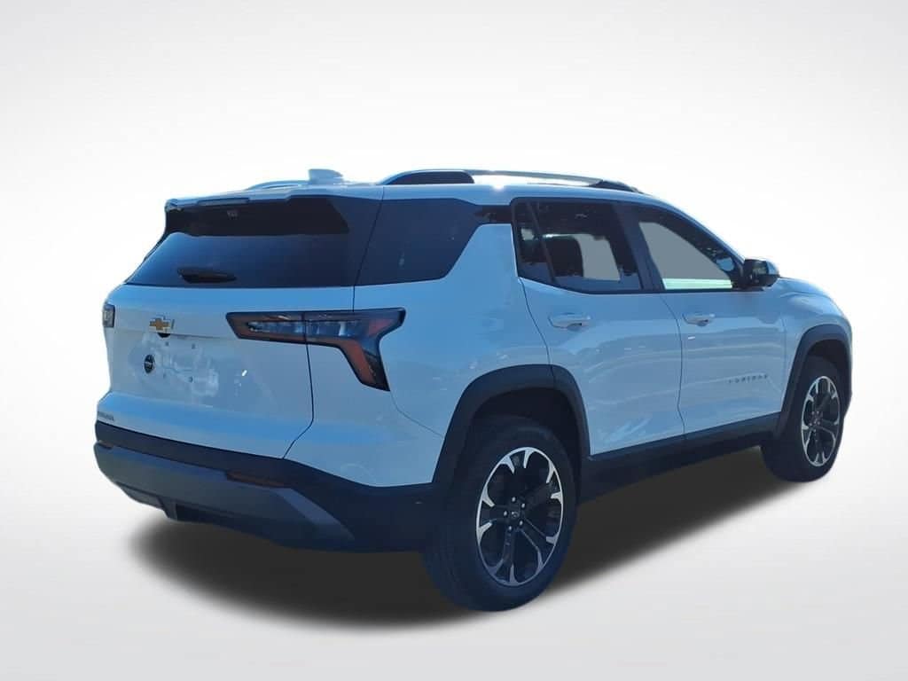 2026 Chevrolet Equinox - Image 3