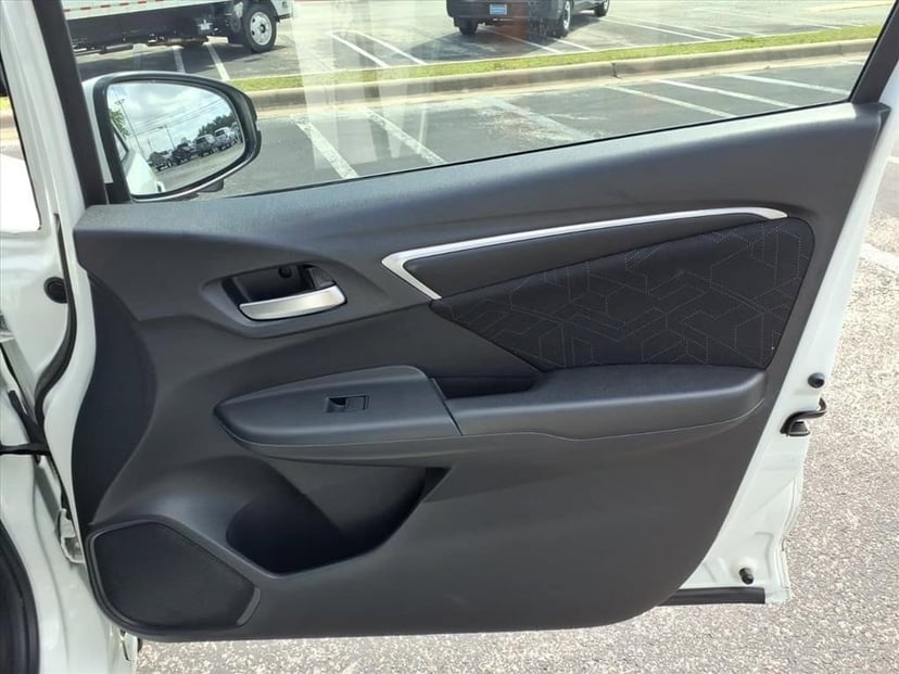 2016 Honda Fit - Image 15