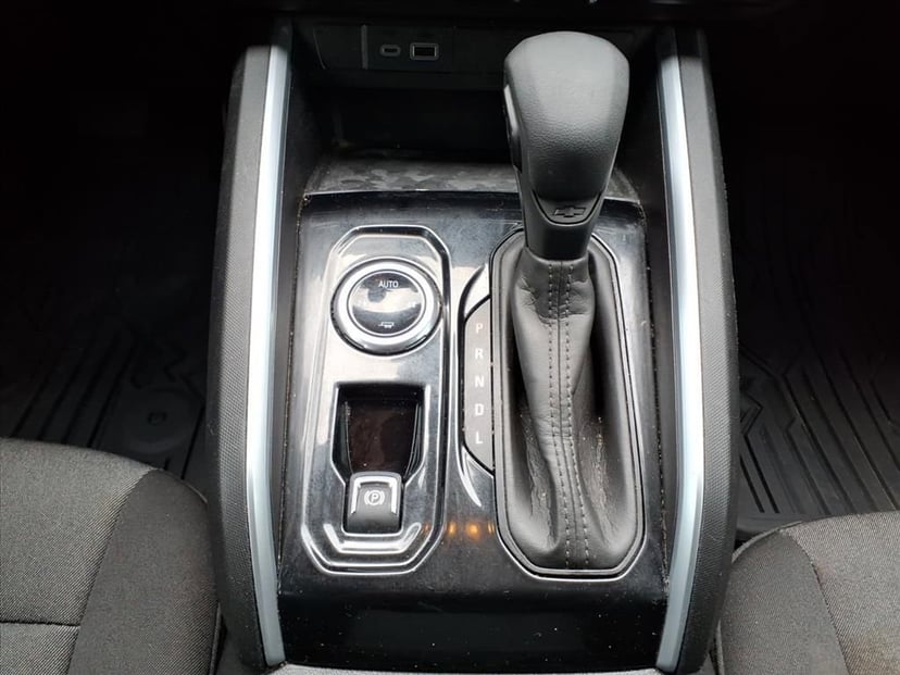 2024 Chevrolet Colorado - Image 23