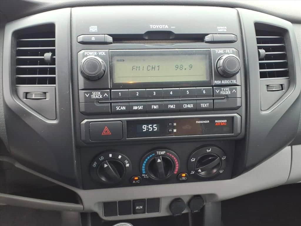 2012 Toyota Tacoma - Image 19