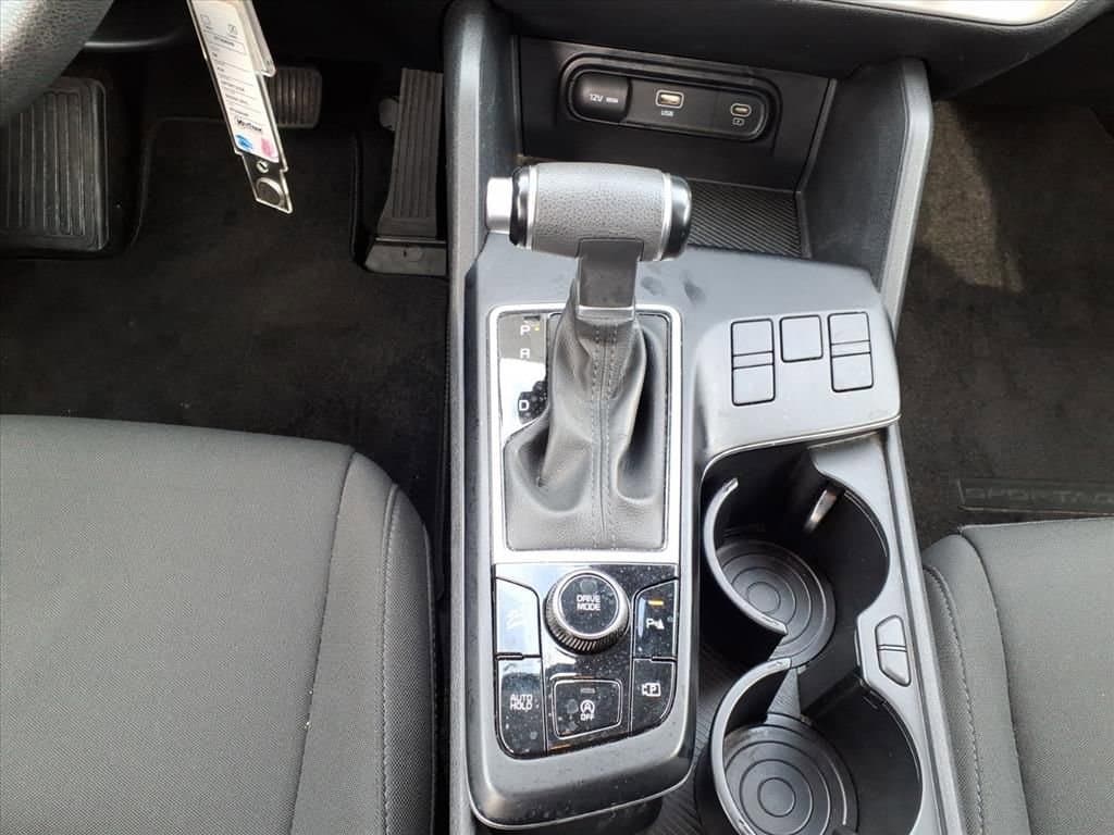 2024 Kia Sportage - Image 22
