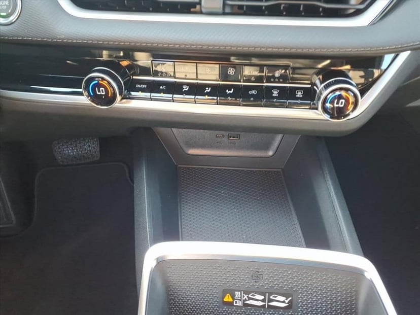 2026 Chevrolet Equinox - Image 20
