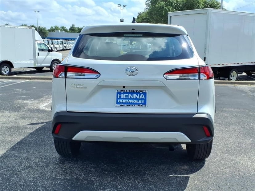 2023 Toyota Corolla Cross - Image 5