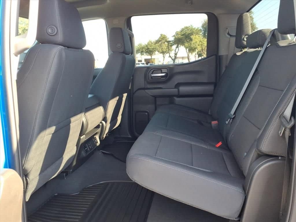 2026 Chevrolet Silverado 1500 - Image 14