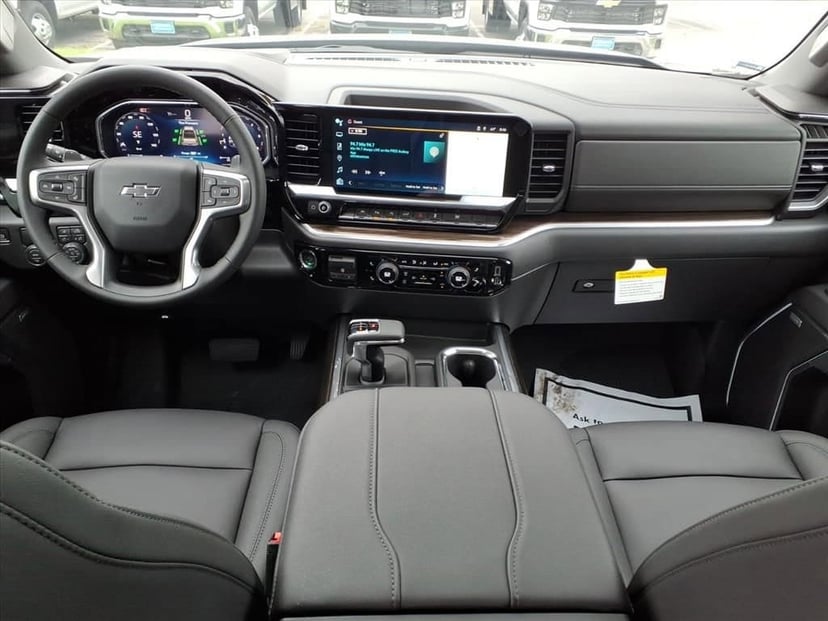 2026 Chevrolet Silverado 1500 - Image 17