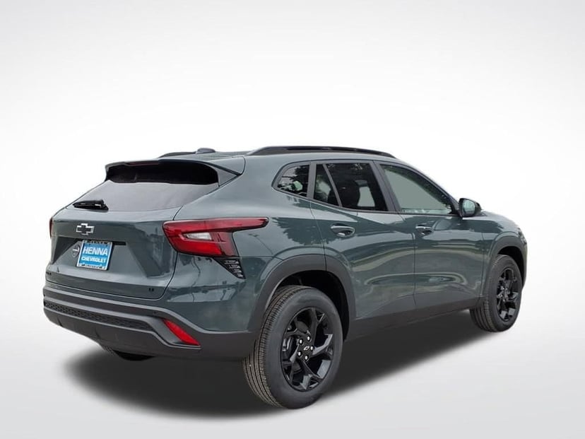 2026 Chevrolet Trax - Image 2
