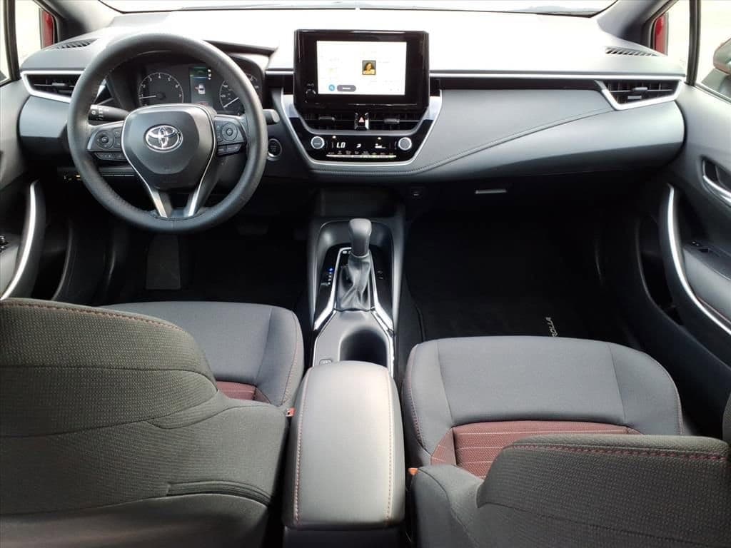 2025 Toyota Corolla - Image 21