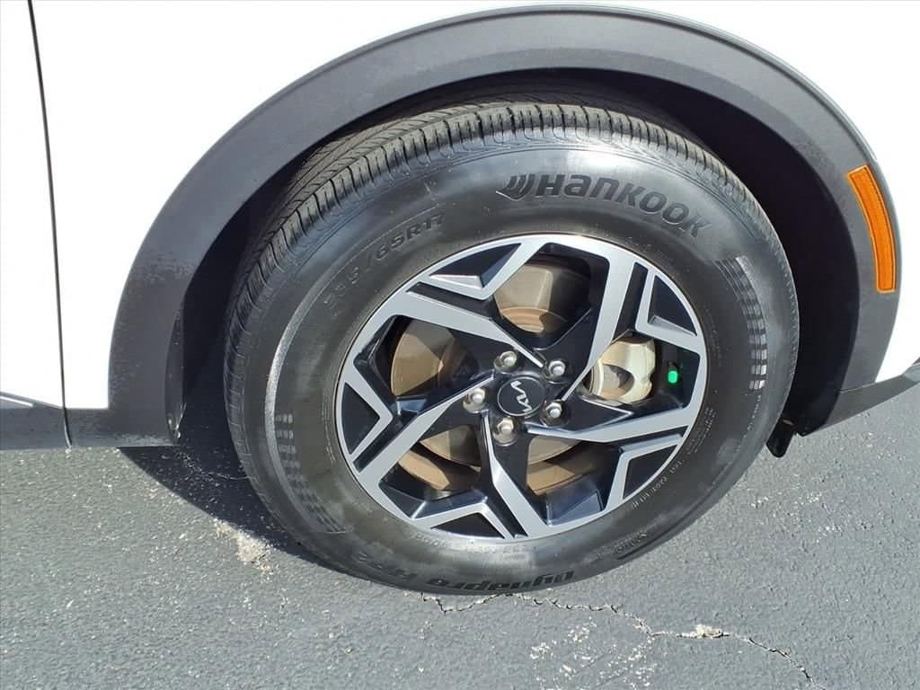 2024 Kia Sportage - Image 12