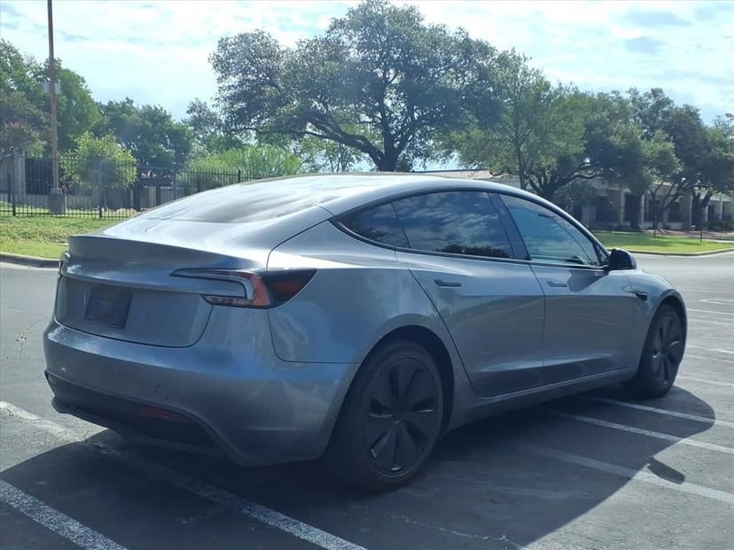 2025 Tesla Model 3 - Image 4