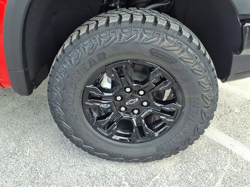 2026 Chevrolet Silverado 1500 - Image 9