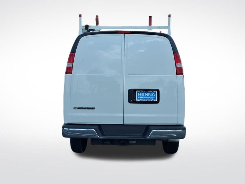 2026 Chevrolet Express Cargo - Image 2