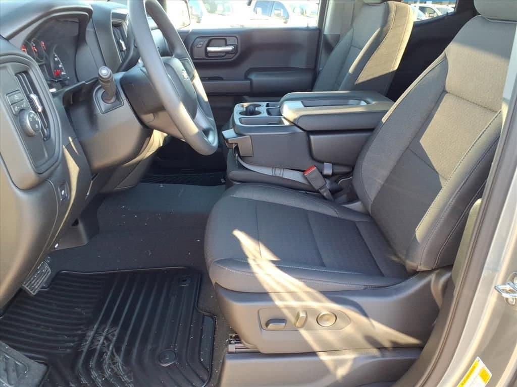 2026 Chevrolet Silverado 1500 - Image 11