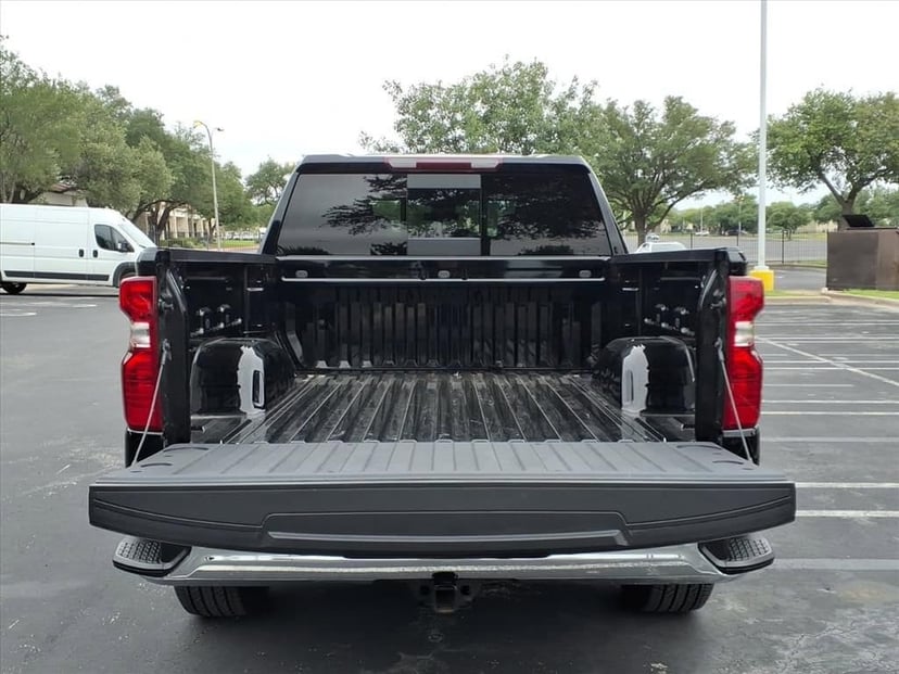 2024 Chevrolet Silverado 1500 - Image 13