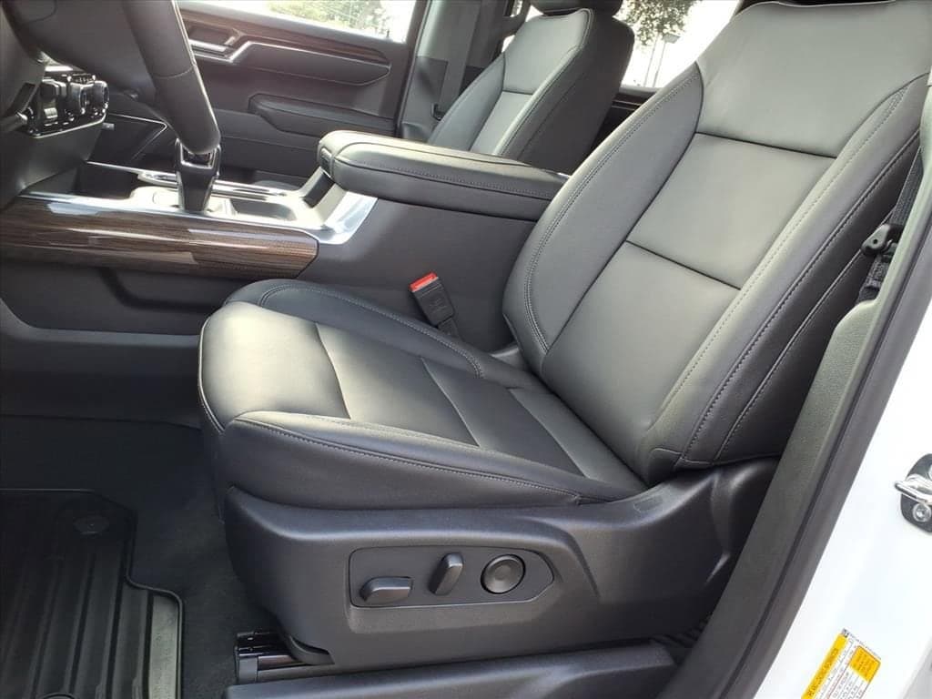 2026 Chevrolet Silverado 1500 - Image 11