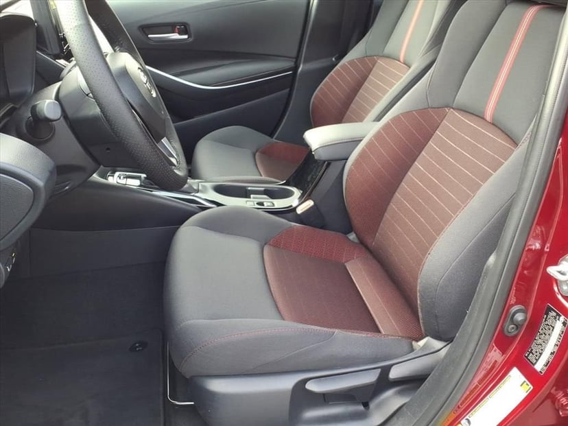 2025 Toyota Corolla - Image 13