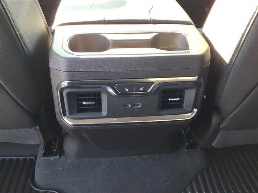 2026 Chevrolet Silverado 1500 - Image 13