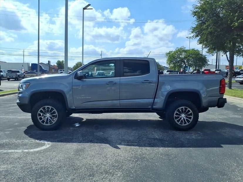 2022 Chevrolet Colorado - Image 8