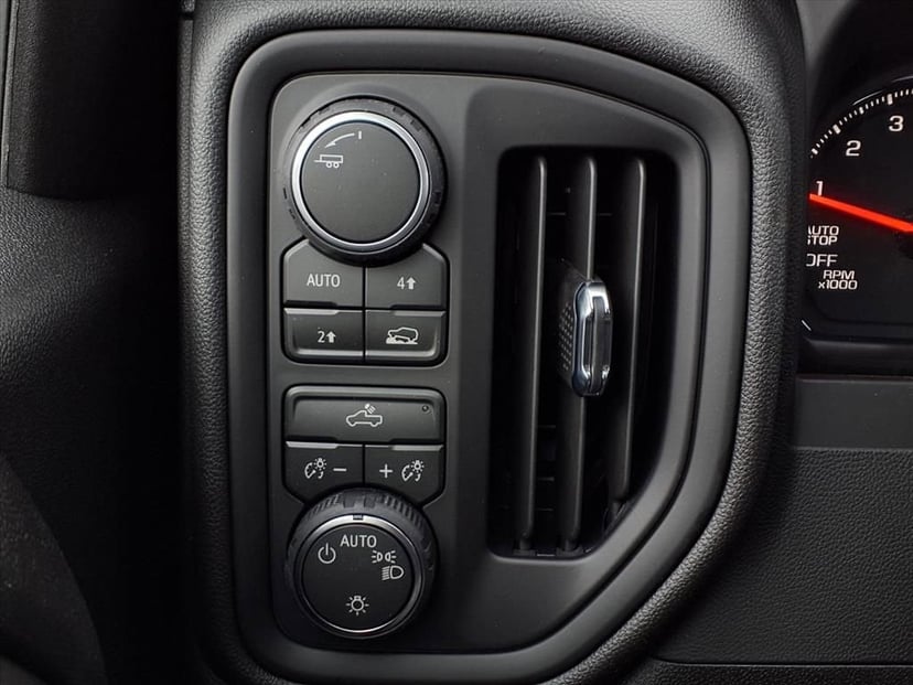 2026 Chevrolet Silverado 1500 - Image 16