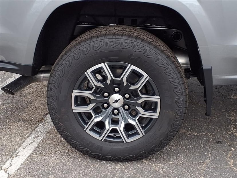2026 Chevrolet Colorado - Image 5