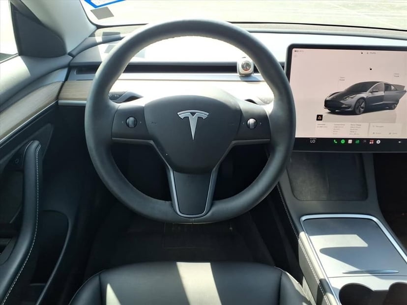 2023 Tesla Model 3 - Image 25