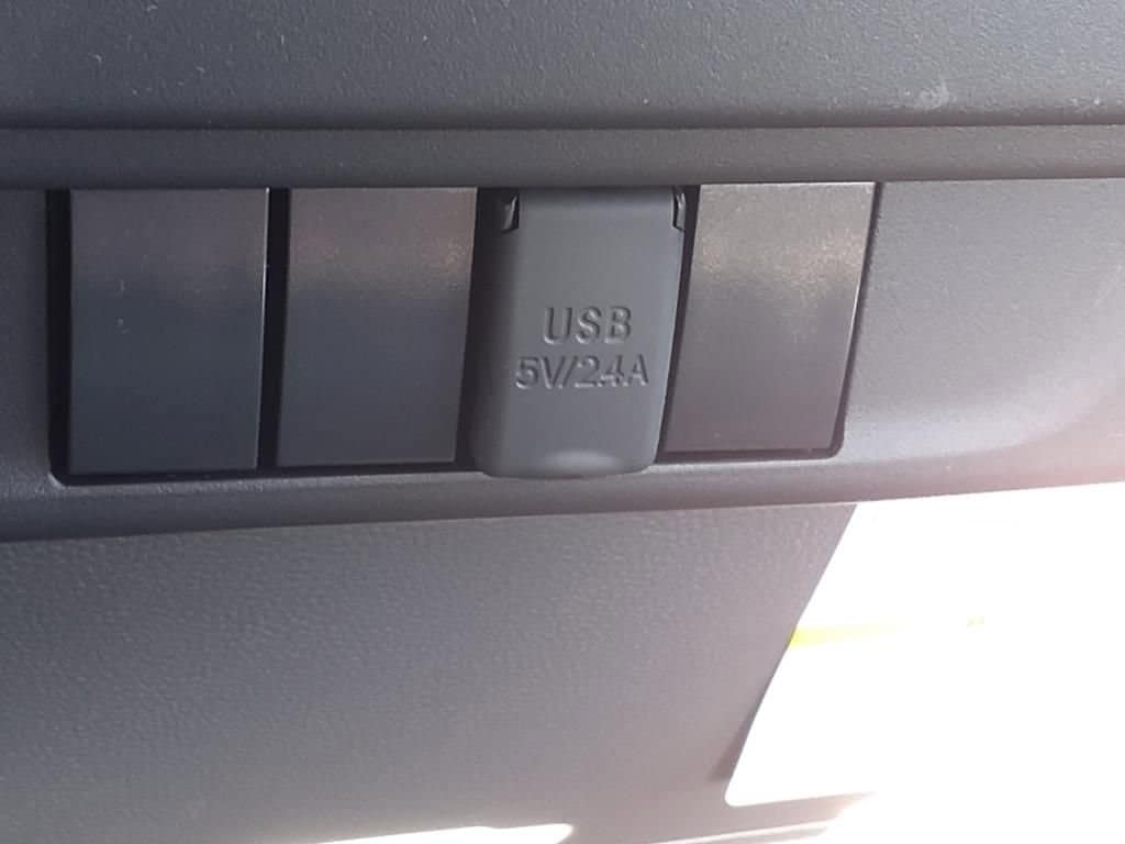 2025 Chevrolet Low Cab Forward 5500 XD - Image 14