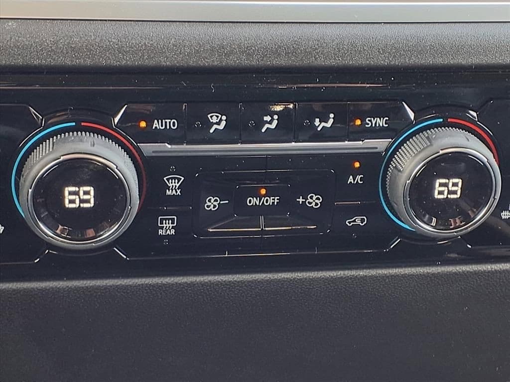 2026 Chevrolet Silverado 1500 - Image 17