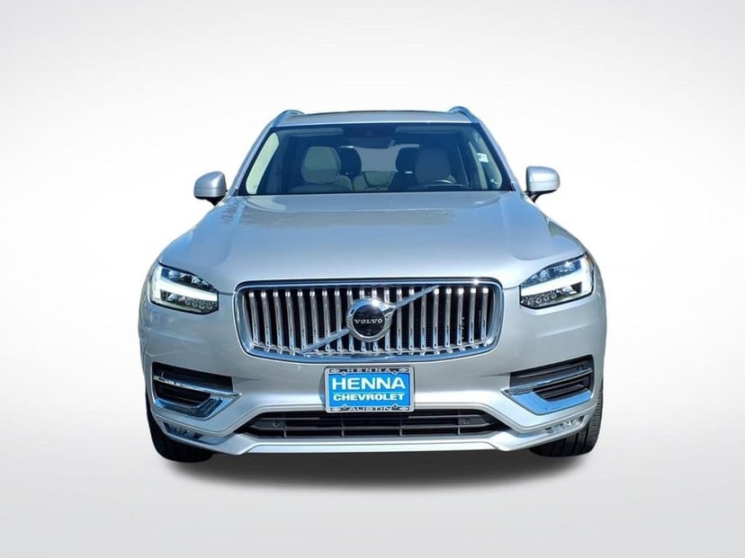 2022 Volvo XC90 - Image 10