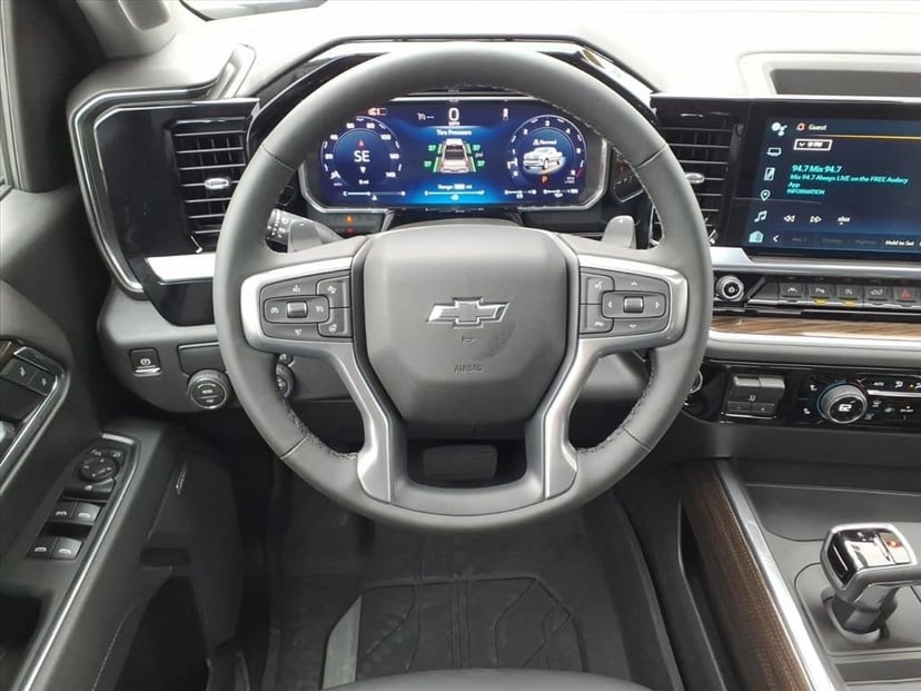 2026 Chevrolet Silverado 1500 - Image 21