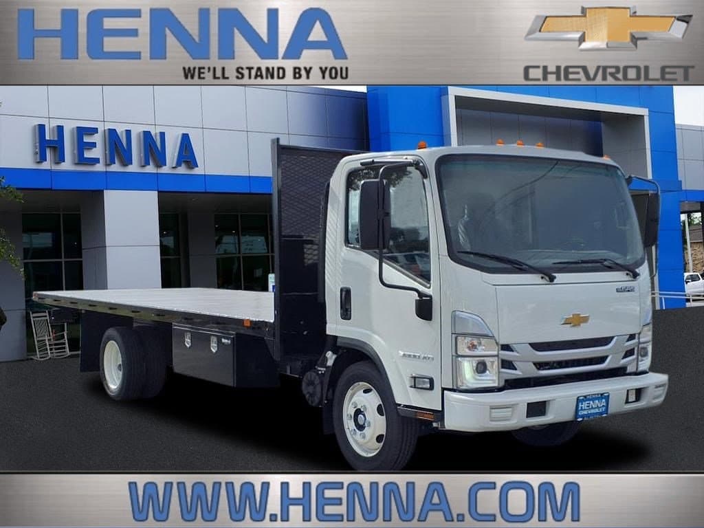 2025 Chevrolet Low Cab Forward 5500 XG - Image 1