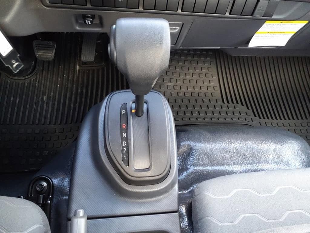 2025 Chevrolet Low Cab Forward 5500 XD - Image 9