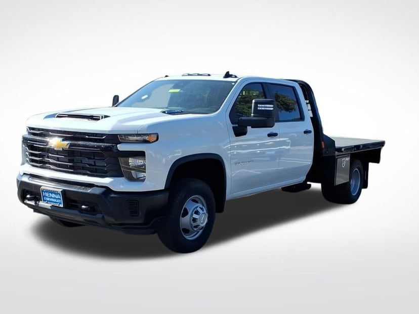 2026 Chevrolet Silverado 3500 HD Chassis Cab - Image 1