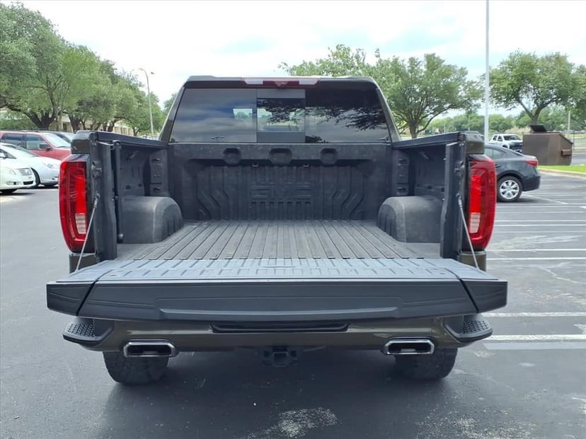 2024 GMC Sierra 1500 - Image 13
