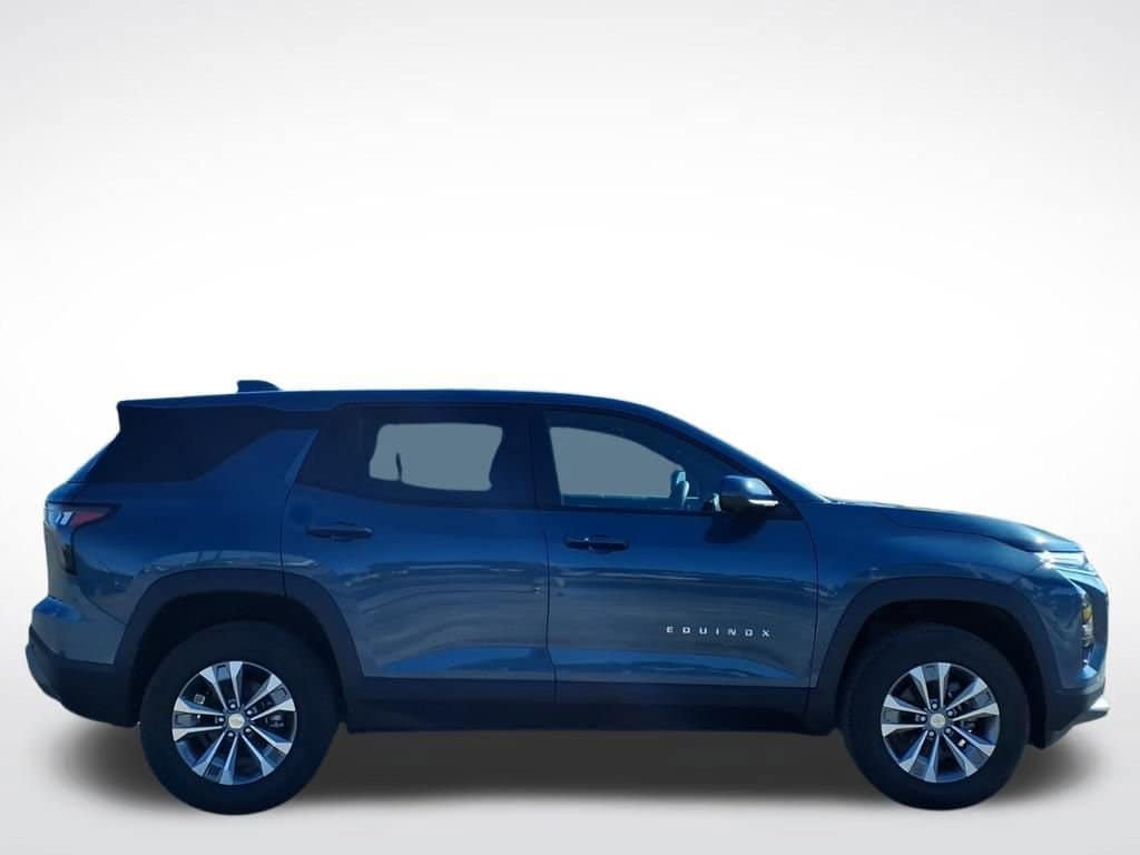2026 Chevrolet Equinox - Image 3